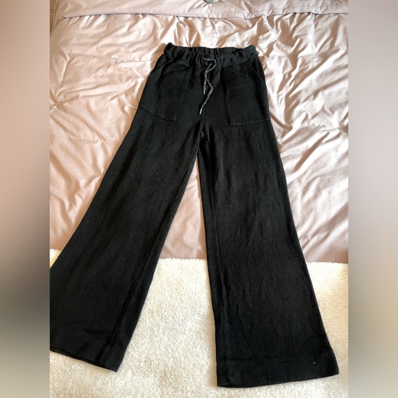 Gorgeous boho black Italian lounge pants size small - Picture 4 of 9
